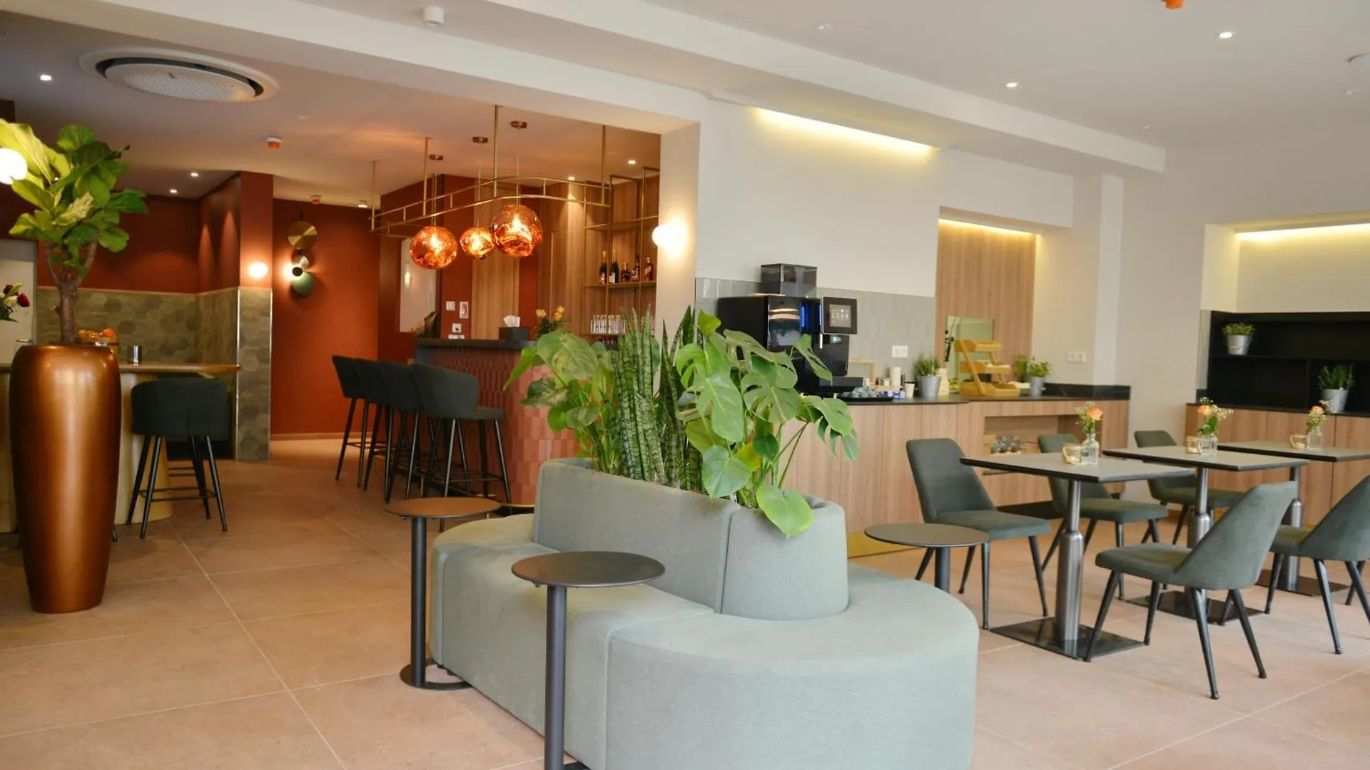 Day8 Hotel Colonia Germania